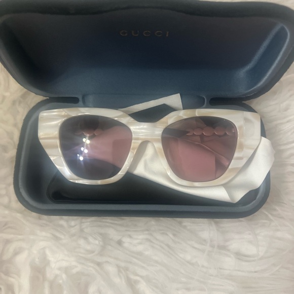 Gucci sunglasses - Picture 2 of 9